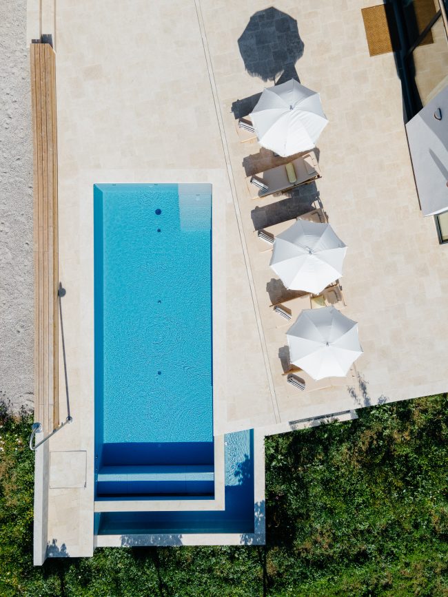 Villa_Flora_DJI_0120_web__c_GregorHofbauer